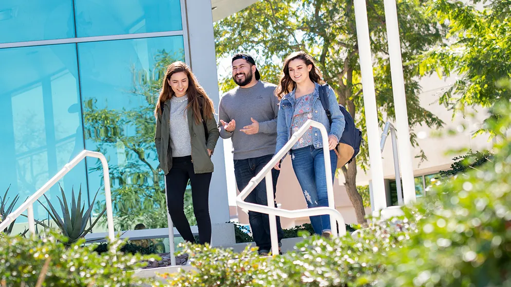 Students at CSUSB’s Palm Desert Campus