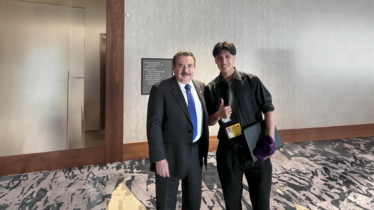 ExCELS Scholarship Program scholar Jerry Cervantes-Fernandez, a computer science student, caught the attention of Antonio R. Flores, the Hispanic Association of Colleges and Universities (HACU) president, with his leadership skills at the HACU conference.