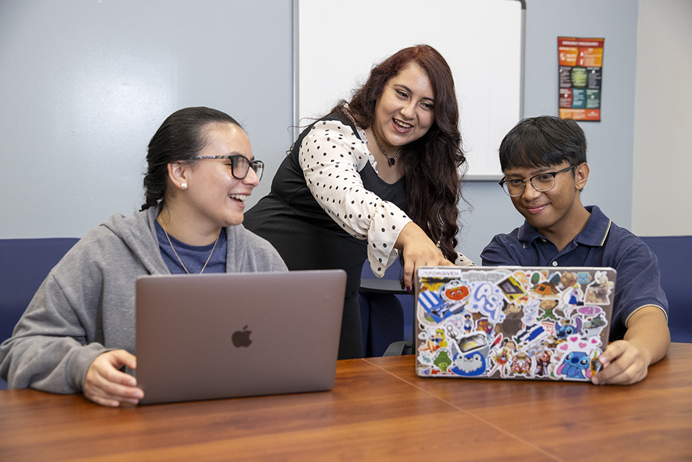 As a peer mentor, Monroy has had the opportunity to connect with her peers, learn about the resources and services at CSUSB, and find a sense of belonging.