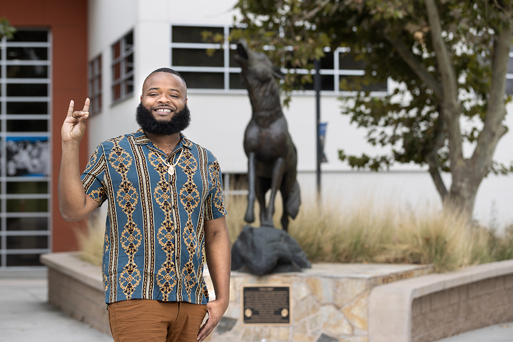 Taylor has made it a priority to get involved on campus by working as a student mentor in the Office of Black Student Success and serving as an orientation leader. 