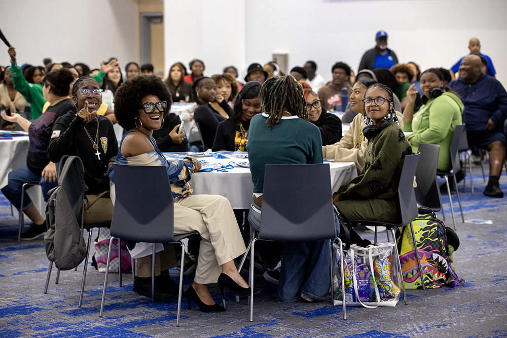 Local African American students from Riverside County gained hands-on assistance and guidance from CSUSB’s Office of Outreach and Student Recruitment, Office of Admissions, and Office of Financial Aid and Scholarships. 