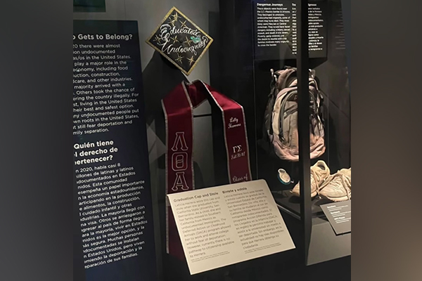 CSUSB alumna Leticia Herrera’s 2019 graduation cap and stole are prominently featured in the inaugural exhibit, ¡Presente! A Latino History of the United States at the Smithsonian’s National Museum of the American Latino. 