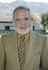 Dr. Ernest F. García (†)